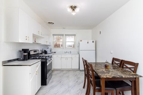 Tiny photo for 8914 La Crosse Avenue #2S, Skokie, IL 60077 (MLS # 12424160)