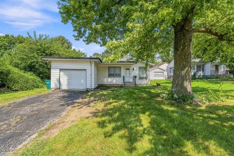 Tiny photo for 106 Thornton Street, Lockport, IL 60441 (MLS # 12746861)