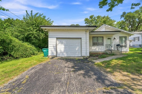 Tiny photo for 106 Thornton Street, Lockport, IL 60441 (MLS # 12746861)