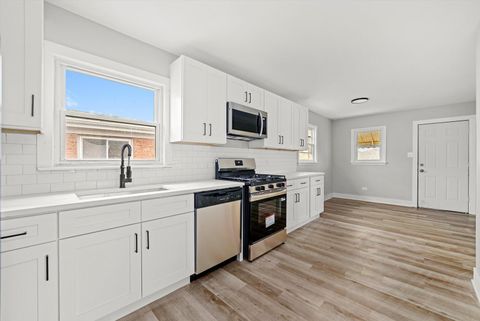 Tiny photo for 233 32nd Avenue, Bellwood, IL 60104 (MLS # 12526515)