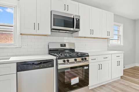 Tiny photo for 233 32nd Avenue, Bellwood, IL 60104 (MLS # 12526515)