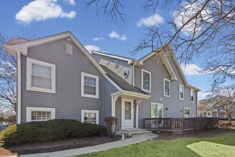 Photo of 2703 Wayfaring Lane #B, Lisle, IL 60532 (MLS # 12585157)