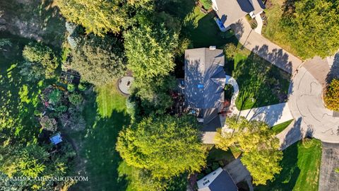 Tiny photo for 12 Highgate Court, St. Charles, IL 60174 (MLS # 12494769)