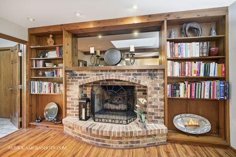 Tiny photo for 12 Highgate Court, St. Charles, IL 60174 (MLS # 12494769)