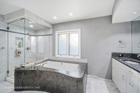 Tiny photo for 12 Highgate Court, St. Charles, IL 60174 (MLS # 12494769)