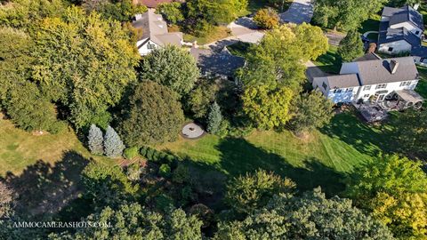 Tiny photo for 12 Highgate Court, St. Charles, IL 60174 (MLS # 12494769)