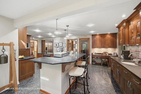 Tiny photo for 12 Highgate Court, St. Charles, IL 60174 (MLS # 12494769)