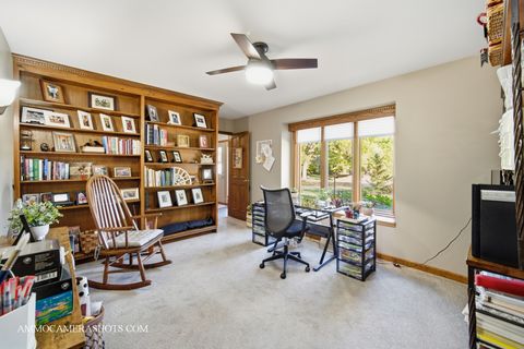 Tiny photo for 12 Highgate Court, St. Charles, IL 60174 (MLS # 12494769)
