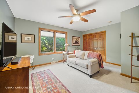 Tiny photo for 12 Highgate Court, St. Charles, IL 60174 (MLS # 12494769)