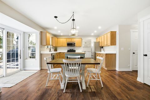 Tiny photo for 1331 S 7th Street, St. Charles, IL 60174 (MLS # 12558047)