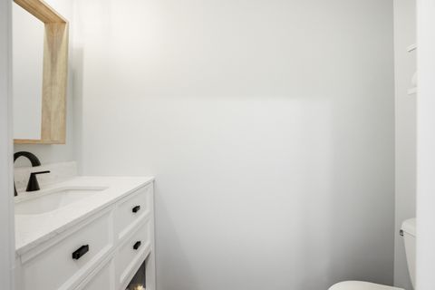 Tiny photo for 1331 S 7th Street, St. Charles, IL 60174 (MLS # 12558047)