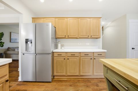 Tiny photo for 1331 S 7th Street, St. Charles, IL 60174 (MLS # 12558047)