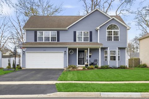 Photo of 1331 S 7th Street, St. Charles, IL 60174 (MLS # 12558047)