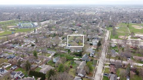 Tiny photo for 1331 S 7th Street, St. Charles, IL 60174 (MLS # 12558047)