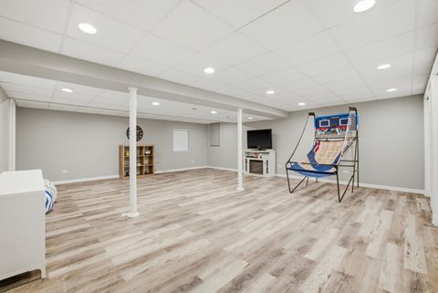 Tiny photo for 1331 S 7th Street, St. Charles, IL 60174 (MLS # 12558047)