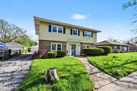 Photo of 148 Blackhawk Drive, Park Forest, IL 60466 (MLS # 12742097)