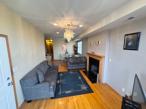 Tiny photo for 4242 S Vincennes Avenue #2, Chicago, IL 60653 (MLS # 12328037)