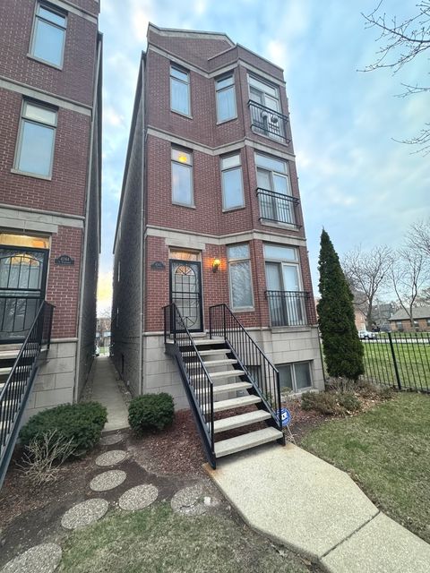 Tiny photo for 4242 S Vincennes Avenue #2, Chicago, IL 60653 (MLS # 12328037)