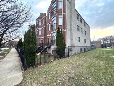 Tiny photo for 4242 S Vincennes Avenue #2, Chicago, IL 60653 (MLS # 12328037)
