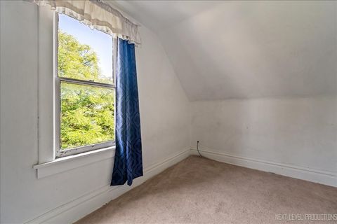Tiny photo for 4000 Amelia Avenue, Lyons, IL 60534 (MLS # 12468029)