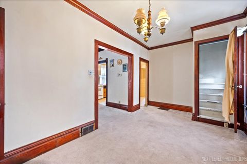 Tiny photo for 4000 Amelia Avenue, Lyons, IL 60534 (MLS # 12468029)