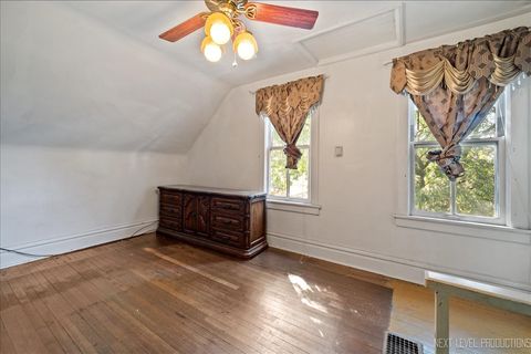 Tiny photo for 4000 Amelia Avenue, Lyons, IL 60534 (MLS # 12468029)