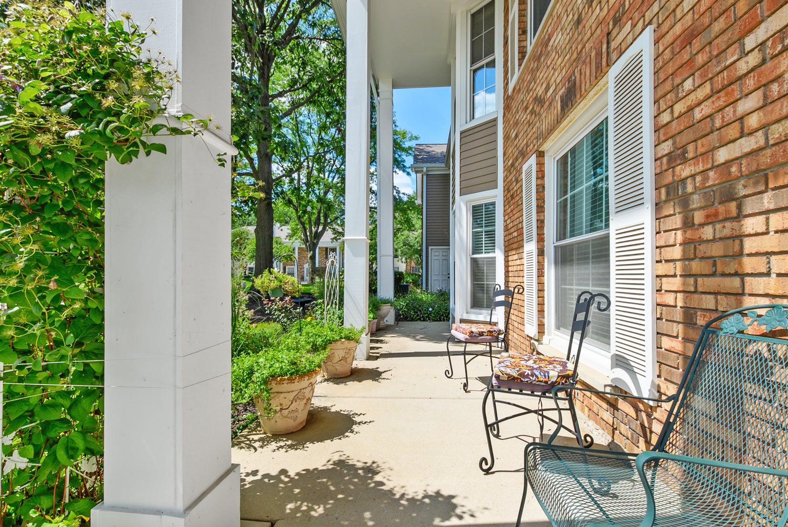 1105 Spring Garden Circle 5