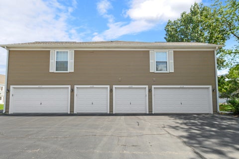 Tiny photo for 1105 Spring Garden Circle #5, Naperville, IL 60563 (MLS # 12752744)