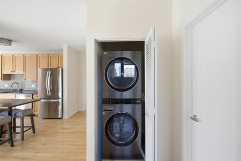 Tiny photo for 600 N Dearborn Street #1812, Chicago, IL 60654 (MLS # 12506438)