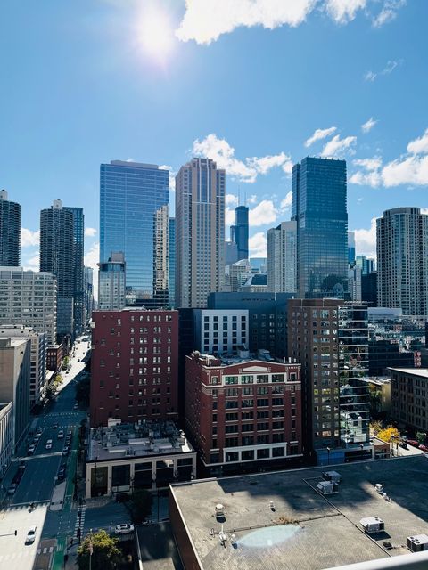 Tiny photo for 600 N Dearborn Street #1812, Chicago, IL 60654 (MLS # 12506438)