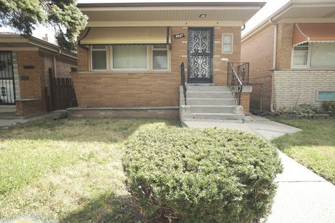 Tiny photo for 9647 S Lowe Avenue, Chicago, IL 60628 (MLS # 12488417)