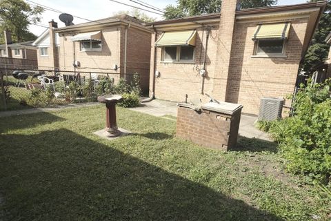 Tiny photo for 9647 S Lowe Avenue, Chicago, IL 60628 (MLS # 12488417)