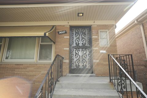 Tiny photo for 9647 S Lowe Avenue, Chicago, IL 60628 (MLS # 12488417)