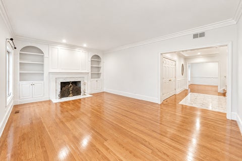 Tiny photo for 1400 Kurtis Lane, Lake Forest, IL 60045 (MLS # 12747790)