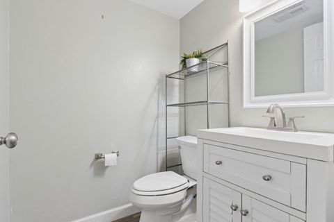 Tiny photo for 3343 W Ivywood Court, Decatur, IL 62522 (MLS # 12665823)