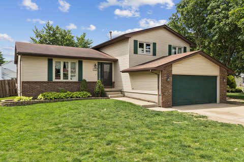 Photo of 3343 W Ivywood Court, Decatur, IL 62522 (MLS # 12665823)