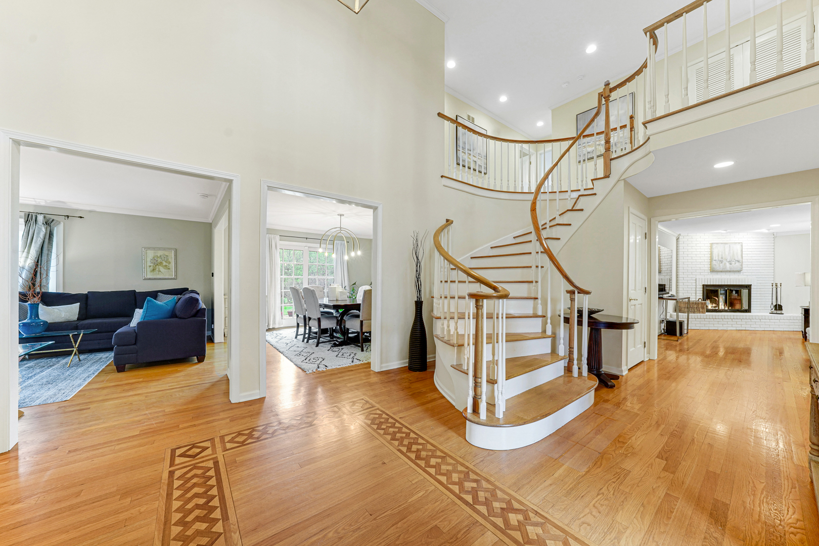 390 S Basswood Road