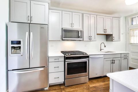 Tiny photo for 727 Erie Street #3E, Oak Park, IL 60302 (MLS # 12590770)