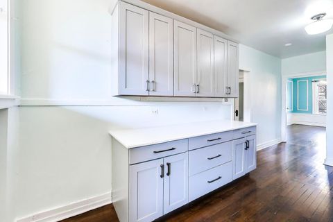 Tiny photo for 727 Erie Street #3E, Oak Park, IL 60302 (MLS # 12590770)