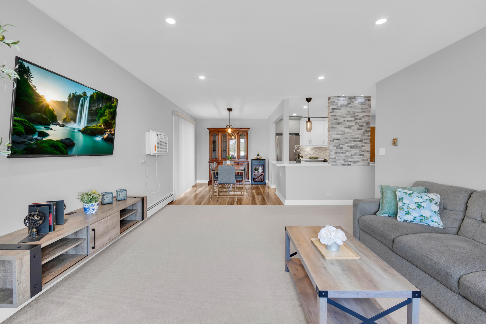 1375 REBECCA Drive 323