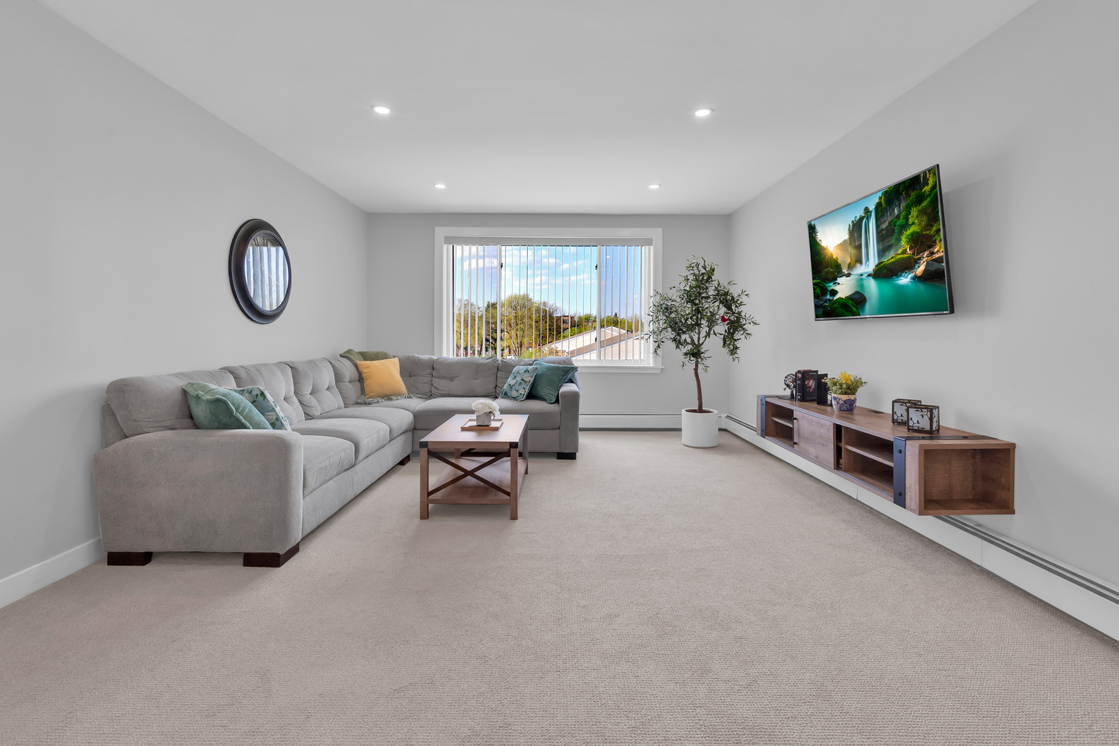 1375 REBECCA Drive 323