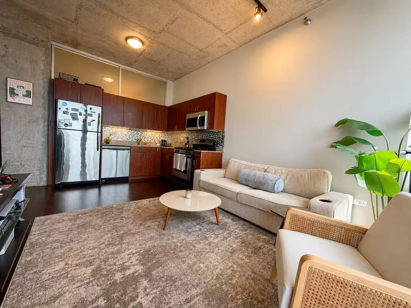 235 W Van Buren Street 4204