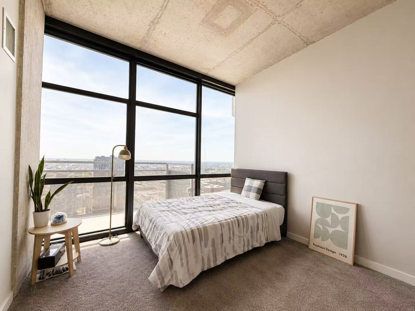 235 W Van Buren Street 4204