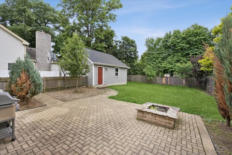 Tiny photo for 212 N Jackson Road, Clarendon Hills, IL 60514 (MLS # 12732600)