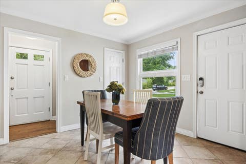 Tiny photo for 212 N Jackson Road, Clarendon Hills, IL 60514 (MLS # 12732600)