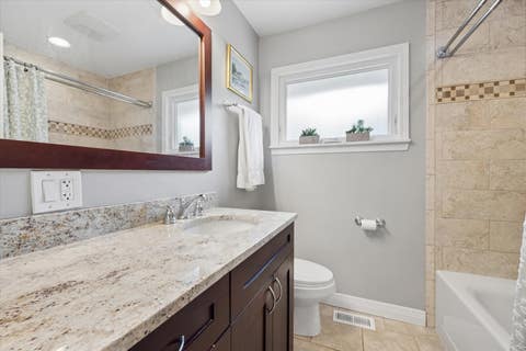 Tiny photo for 212 N Jackson Road, Clarendon Hills, IL 60514 (MLS # 12732600)