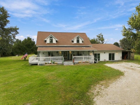 Photo of 2898 County Road 1400 N, El Paso, IL 61738 (MLS # 12770853)