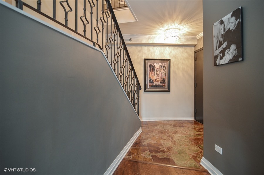33 W Ontario Street 14B
