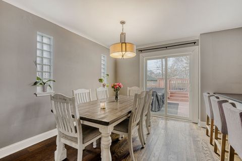 Tiny photo for 9926 S Campbell Avenue, Chicago, IL 60655 (MLS # 12569328)