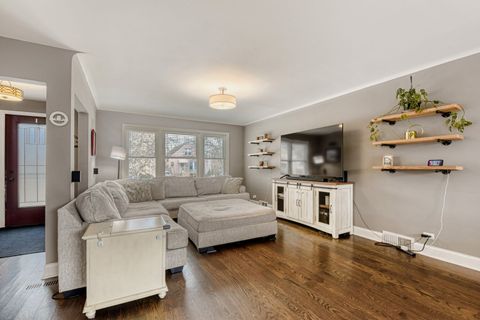 Tiny photo for 9926 S Campbell Avenue, Chicago, IL 60655 (MLS # 12569328)